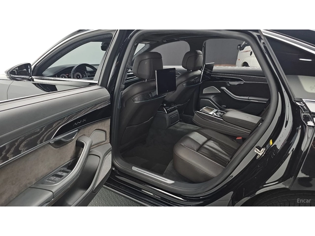 Audi A8 LWB* QUATTRO* 60TFSI* DISTRONIC* МАСАЖИ* 360* - автомобили, коли, обяви за нови и употребявани 9