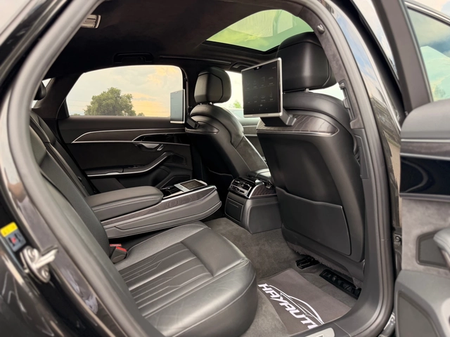 Audi A8 50TDI= QUATTRO= EXCLUSIVE= 3xTV= S-LINE= 360* CAME - автомобили, коли, обяви за нови и употребявани 10