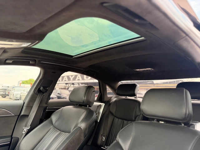 Audi A8 50TDI= QUATTRO= EXCLUSIVE= 3xTV= S-LINE= 360* CAME - автомобили, коли, обяви за нови и употребявани 12