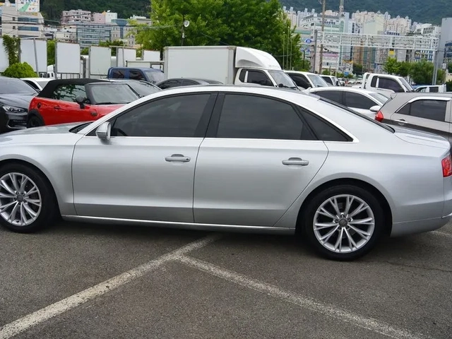 Audi A8 3.0 TDI Quattro - автомобили, коли, обяви за нови и употребявани 4