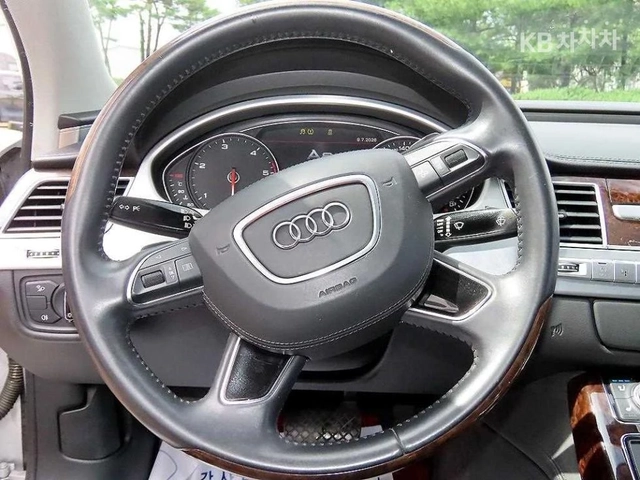 Audi A8 4.2TDI LWB * FIRST CLASS* EKPAHИ * КРАЙНА ЦЕНА* - автомобили, коли, обяви за нови и употребявани 7