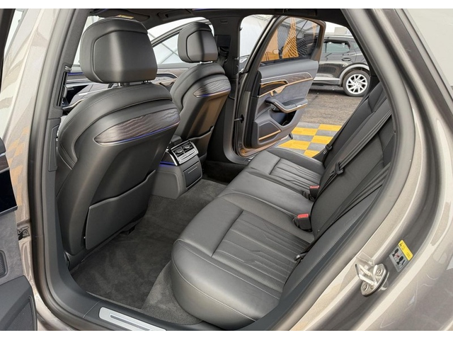 Audi A8 A8 55TFSI Quattro - автомобили, коли, обяви за нови и употребявани 7