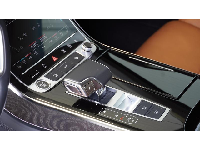 Audi A8 A8 L 50TDI Quattro - автомобили, коли, обяви за нови и употребявани 7