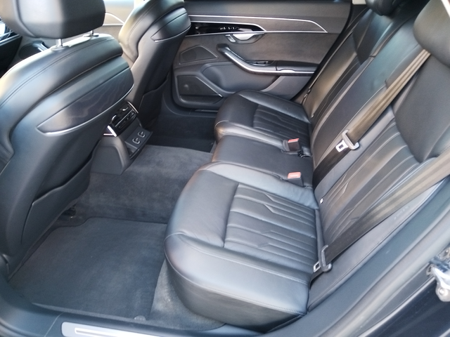 Audi A8 L - автомобили, коли, обяви за нови и употребявани 12