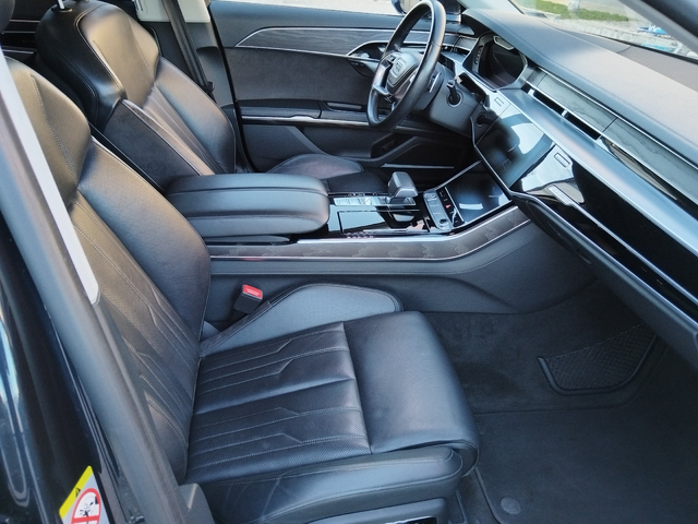 Audi A8 L - автомобили, коли, обяви за нови и употребявани 14
