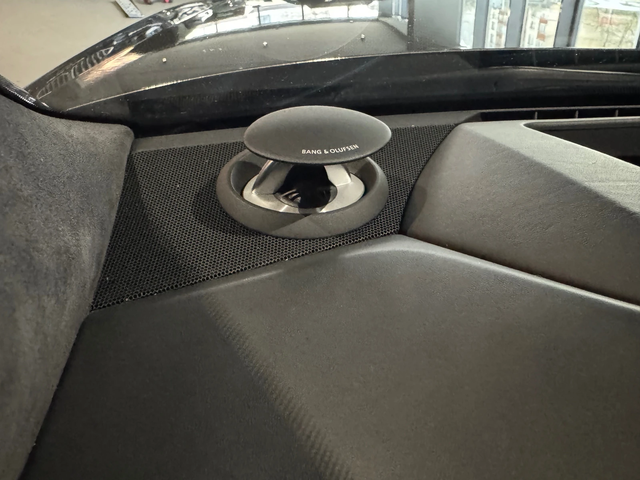 Audi A8 Обява: 11744879170599136 - автомобили, коли, обяви за нови и употребявани 4