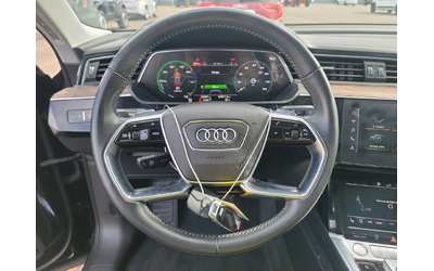 Audi E-Tron PRESTIGE* B&O* МАСАЖ* 360* LANE ASSIST* PANO* ОБДУ - автомобили, коли, обяви за нови и употребявани 6