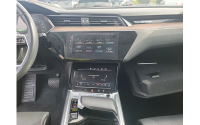 Audi E-Tron PRESTIGE* B&O* МАСАЖ* 360* LANE ASSIST* PANO* ОБДУ - автомобили, коли, обяви за нови и употребявани 9