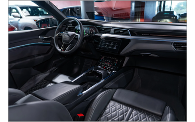 Audi E-Tron Audi E-Tron  - автомобили, коли, обяви за нови и употребявани 10