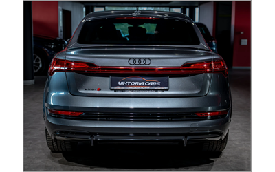 Audi E-Tron Audi E-Tron  - автомобили, коли, обяви за нови и употребявани 21