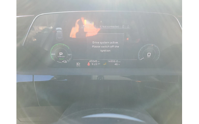 Audi E-Tron PRESTIGE - автомобили, коли, обяви за нови и употребявани 8