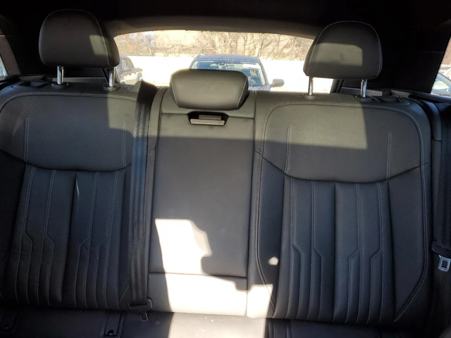 Audi E-Tron PRESTIGE - автомобили, коли, обяви за нови и употребявани 9