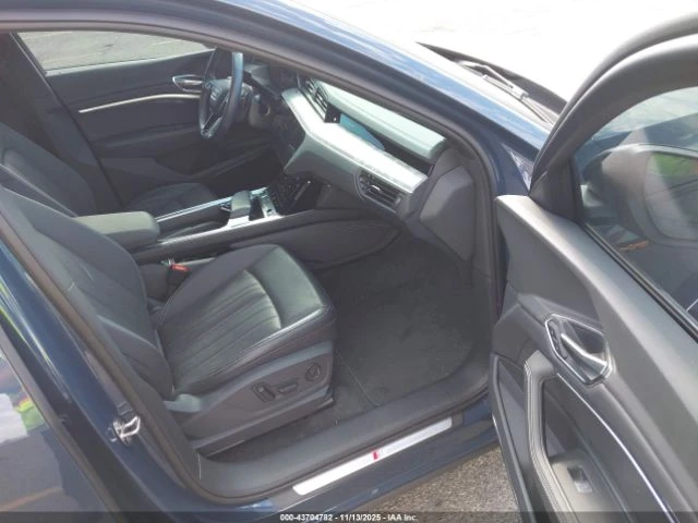 Audi E-Tron SPORTBACK PREMIUM PLUS S LINE QUATTRO - автомобили, коли, обяви за нови и употребявани 8