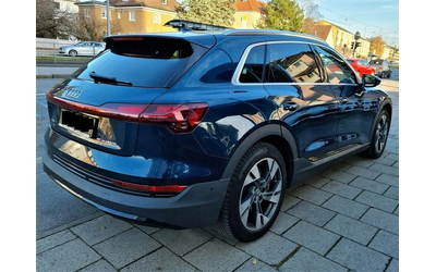 audi-e-tron - 5