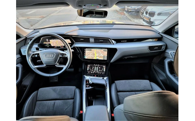 Audi E-Tron e-tron 50 quat - автомобили, коли, обяви за нови и употребявани 7