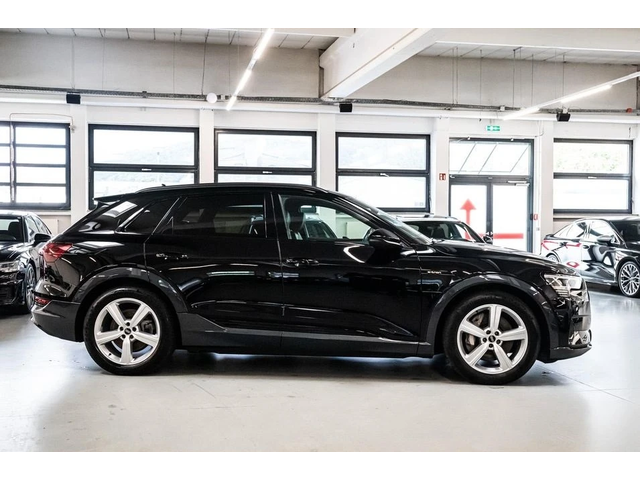 Audi E-Tron E-TRON 50 S LINE - автомобили, коли, обяви за нови и употребявани 2