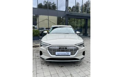 audi-e-tron - 0
