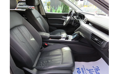 Audi E-Tron Progressiv* DIGITAL* 4 ПОДГРЕВА* ПАНОРАМА* КАМЕРА* - автомобили, коли, обяви за нови и употребявани 9