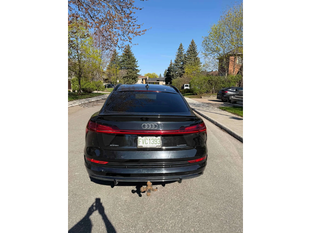 Audi E-Tron PROGRESSIVE * KEYLESS* ПОДГРЕВИ* ПАНОРАМА* DIGITAL - автомобили, коли, обяви за нови и употребявани 4