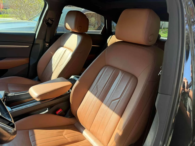 Audi E-Tron PROGRESSIVE * KEYLESS* ПОДГРЕВИ* ПАНОРАМА* DIGITAL - автомобили, коли, обяви за нови и употребявани 9
