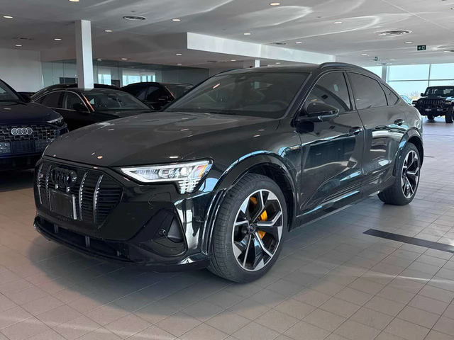 Audi E-Tron * S * ПРЕДСТАВИТЕЛСТВО * 360 * ПОДГРЕВ * ПАМЕТ - автомобили, коли, обяви за нови и употребявани 0