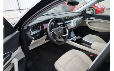 Audi e-Тron e-Тron - автомобили, коли, обяви за нови и употребявани 12