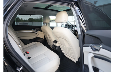 Audi e-Тron e-Тron - автомобили, коли, обяви за нови и употребявани 9
