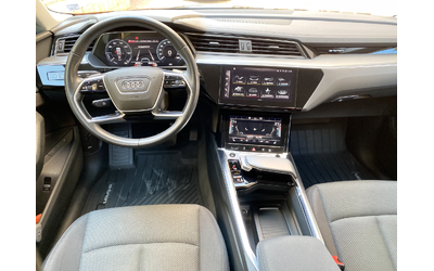 Audi E-Tron 50 quattro Business edition/ 90% SOH - автомобили, коли, обяви за нови и употребявани 7