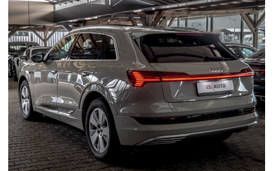 audi-e-tron-55-95kwh-quattro-kamera-360-obduhvane-bang-olufsen-ambient - 4