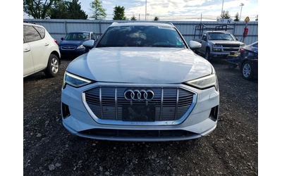 audi-e-tron - 2