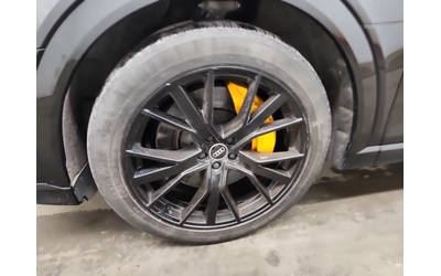 Audi E-Tron - автомобили, коли, обяви за нови и употребявани 7