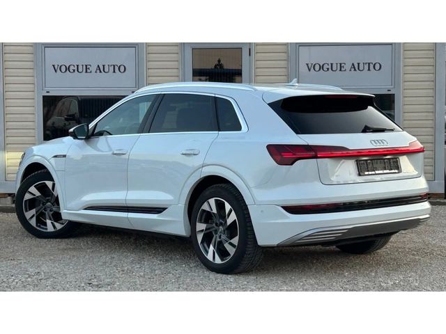 Audi E-Tron 55* SOH 95%* 1-ви собственик* - автомобили, коли, обяви за нови и употребявани 3