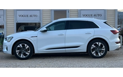 audi-e-tron - 5