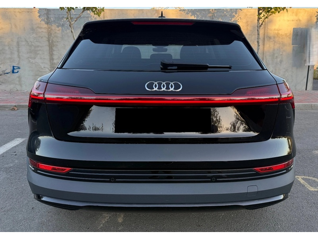 Audi e-tron e-tron 50 Quattro - автомобили, коли, обяви за нови и употребявани 3