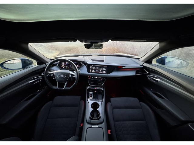 Audi E-Tron E-Tron GT - автомобили, коли, обяви за нови и употребявани 6