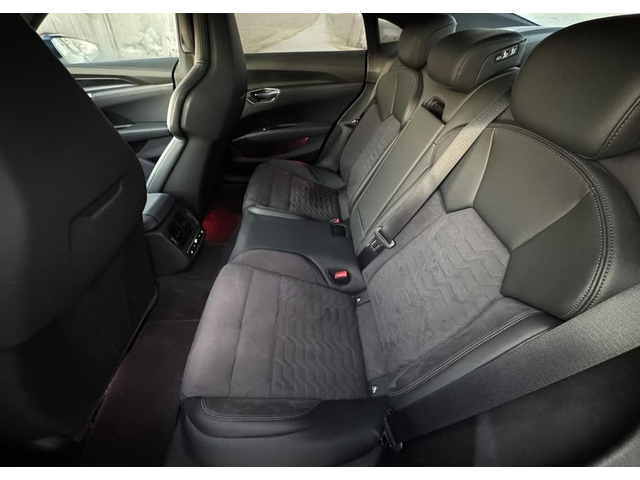 Audi E-Tron E-Tron GT - автомобили, коли, обяви за нови и употребявани 8