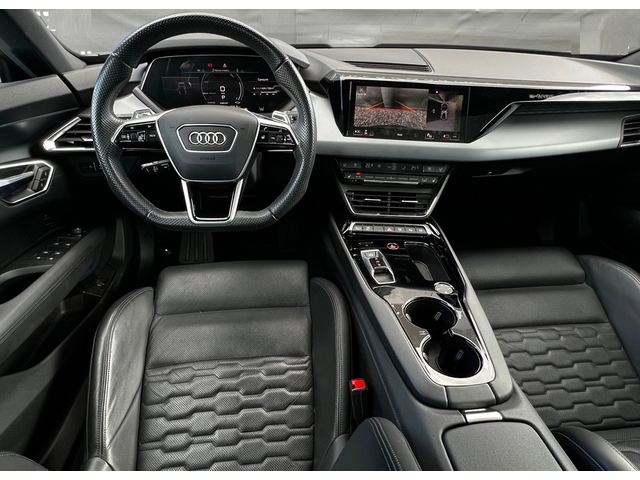 Audi e-tron e-tron GT Quattro - автомобили, коли, обяви за нови и употребявани 11