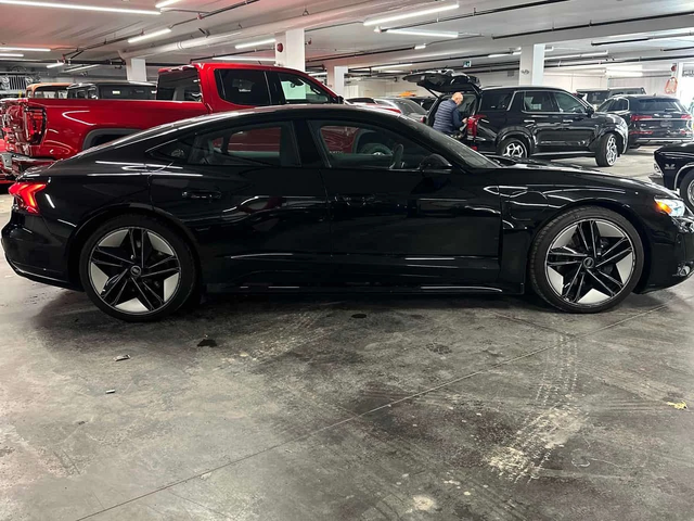 Audi E-Tron GT quattro/BANG & OLUFSEN/ПАНОРАМА - автомобили, коли, обяви за нови и употребявани 3