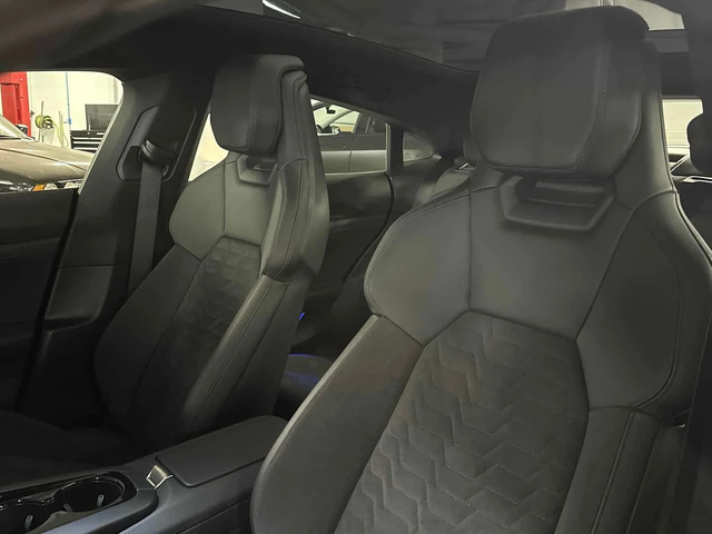 Audi E-Tron GT quattro/BANG & OLUFSEN/ПАНОРАМА - автомобили, коли, обяви за нови и употребявани 9