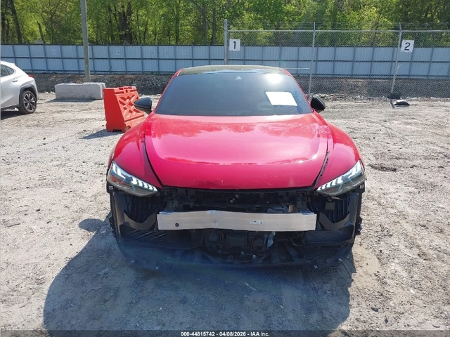 Audi E-Tron GT RS GT QUATTRO - автомобили, коли, обяви за нови и употребявани 1