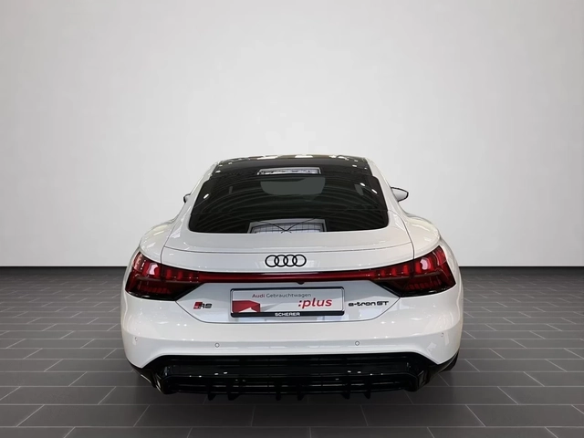 Audi E-Tron GT RS Ceramic Air suspension Matrix 360 HuD Pano - автомобили, коли, обяви за нови и употребявани 3
