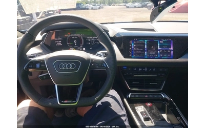 Audi E-Tron GT quattro - автомобили, коли, обяви за нови и употребявани 13