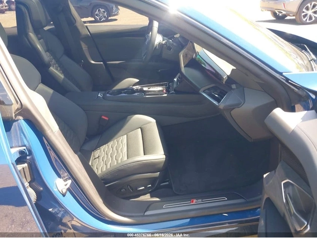 Audi E-Tron GT quattro - автомобили, коли, обяви за нови и употребявани 4