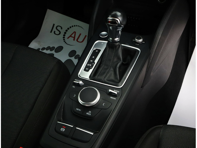 Audi Q2 1.6TDI/Stronic/PDC/Drive Select/Isofix/ - автомобили, коли, обяви за нови и употребявани 11
