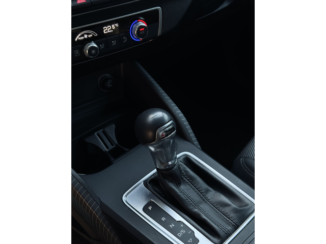 Audi Q2 2.0 TDI Quattro S tronic sport 39k km - автомобили, коли, обяви за нови и употребявани 12
