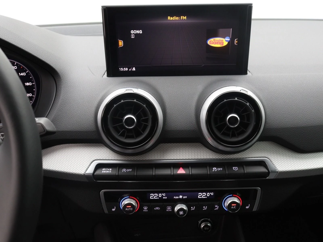 Audi Q2 35 TDI quattro S tronic - автомобили, коли, обяви за нови и употребявани 13