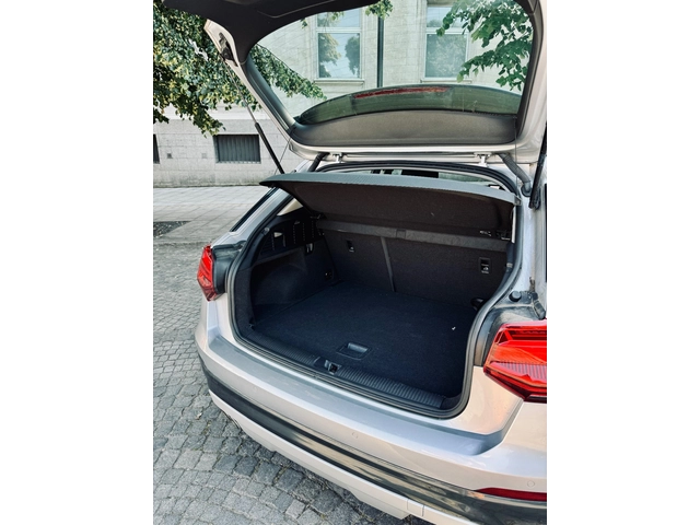 Audi Q2 2.0 TDI Quattro S tronic sport 39k km - автомобили, коли, обяви за нови и употребявани 11