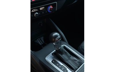 Audi Q2 2.0 TDI Quattro S tronic sport 39k km - автомобили, коли, обяви за нови и употребявани 9