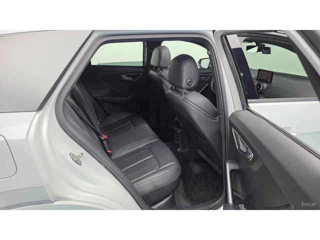 Audi Q2 35TDI* PREMIUM* КОЖА* ПОДГРЕВ* ПАНО* КАМЕРА* - автомобили, коли, обяви за нови и употребявани 10