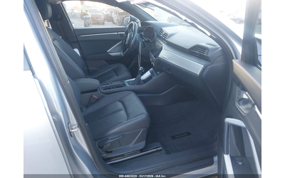 audi-q3-2-0l-i-4-di-dohc-vvt-turbo-228hp-all-wheel-drive - 4